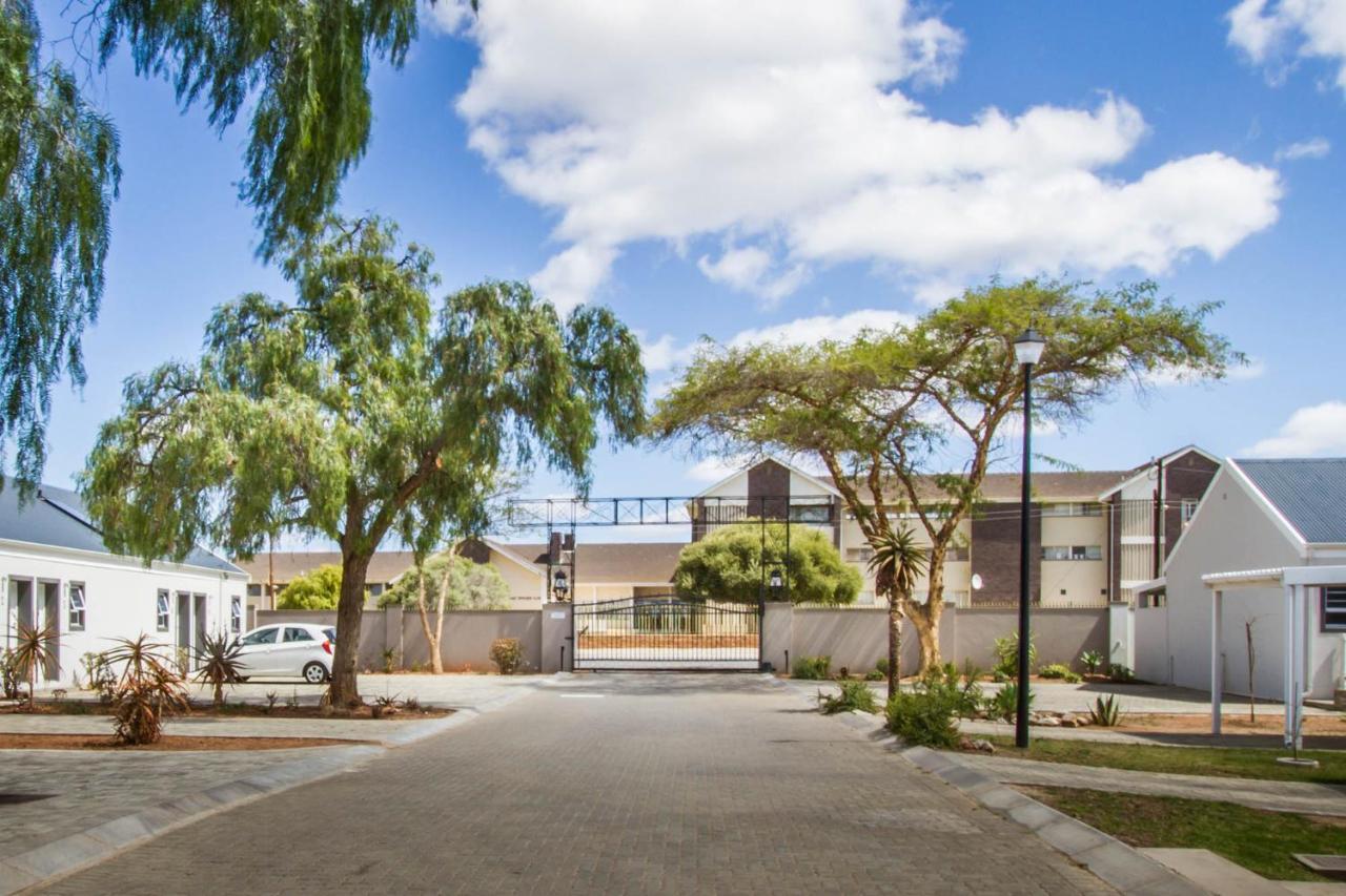 Villa El Dorado 65 Luxury Self Catering Oudtshoorn Exterior foto